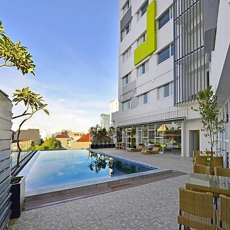 Whiz Prime Hotel Hasanuddin Makassar Eksteriør bilde