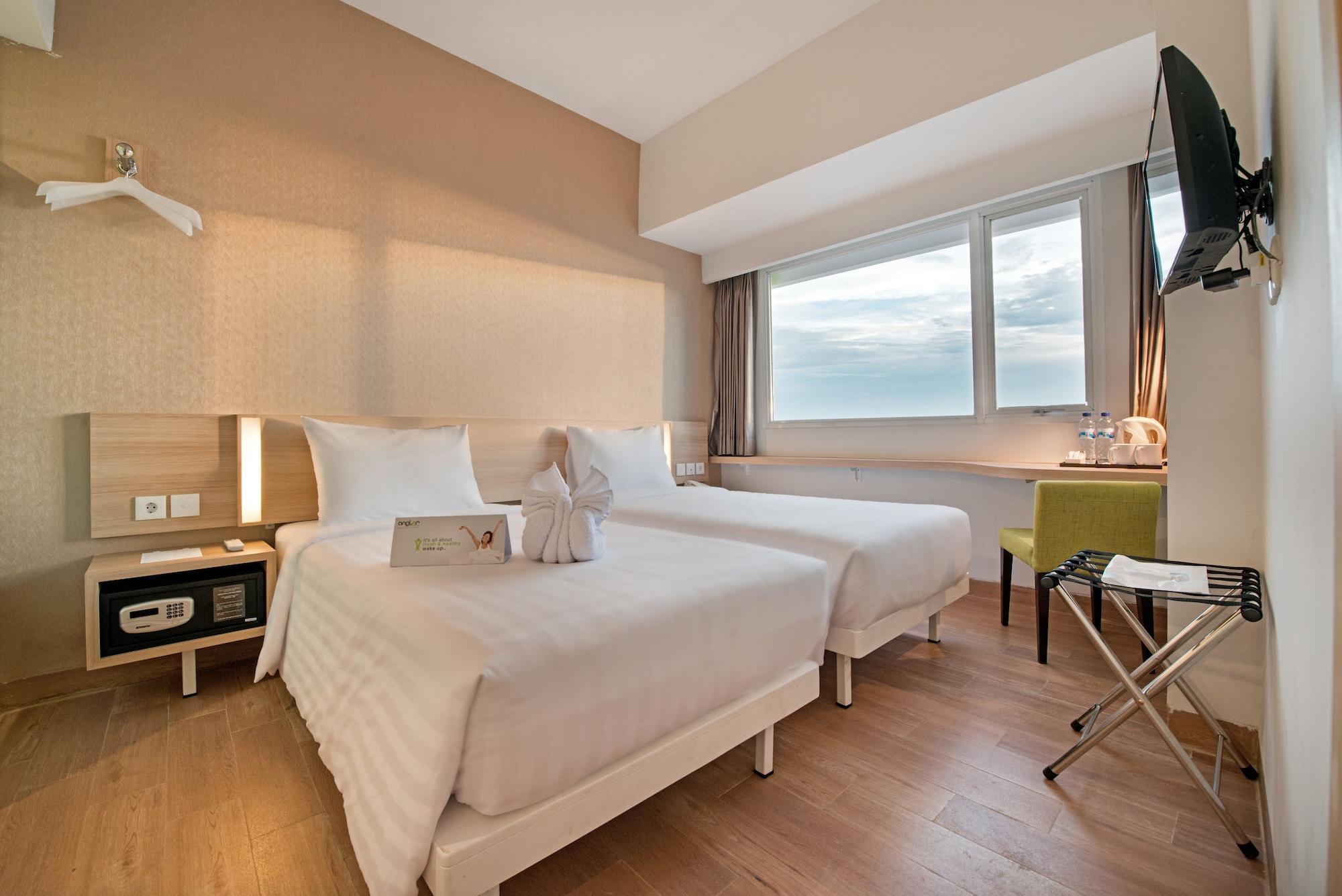 Whiz Prime Hotel Hasanuddin Makassar Eksteriør bilde